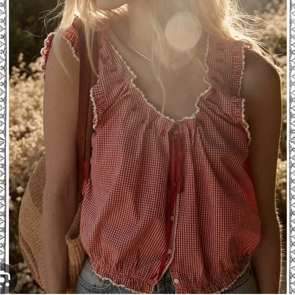 Doen Traveler Top in Cerise Paris - Picture 3 of 9